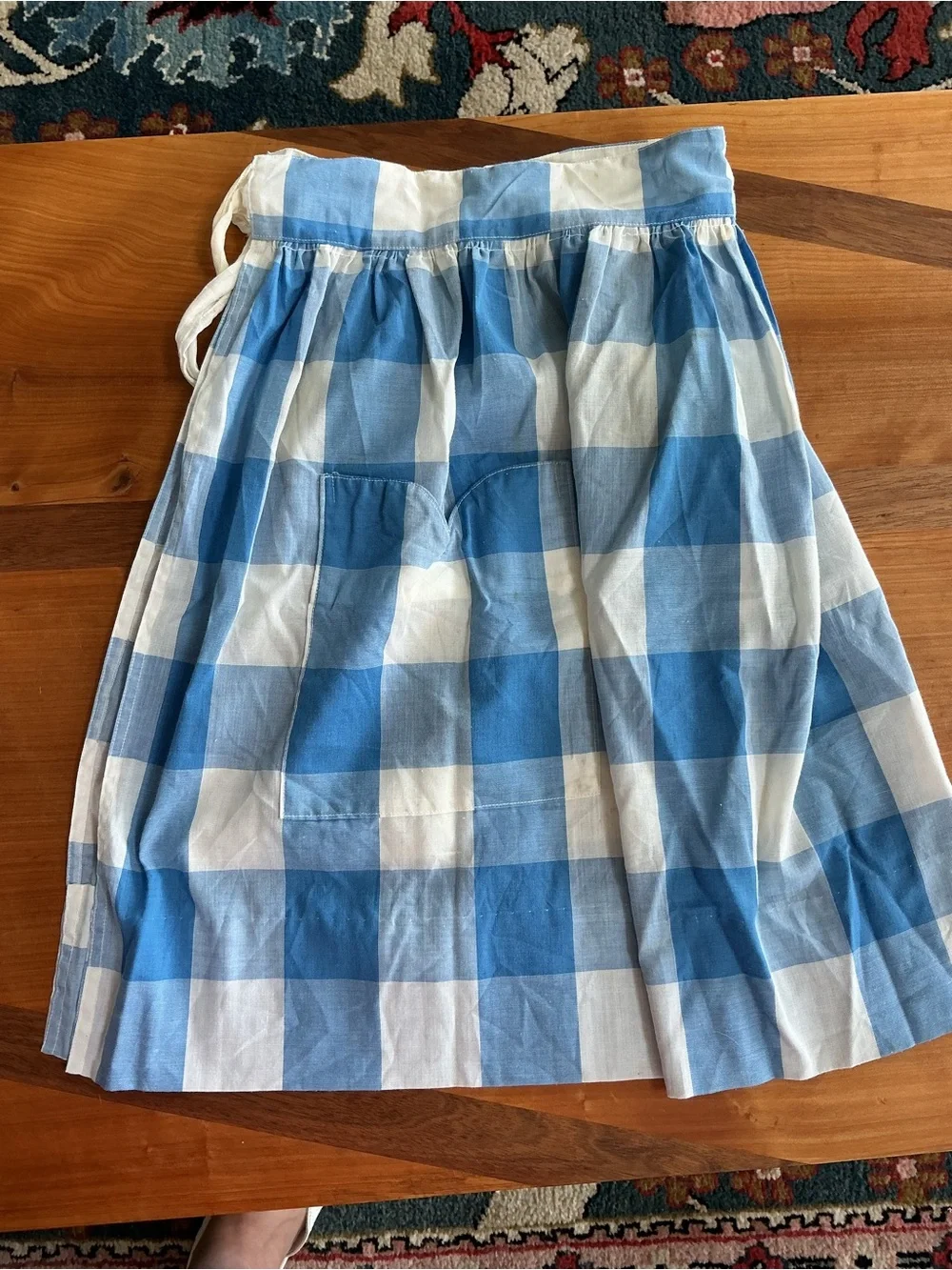Vintage Mixed Apron and Kitchen Textile Lot - Floral & Novelty Prints